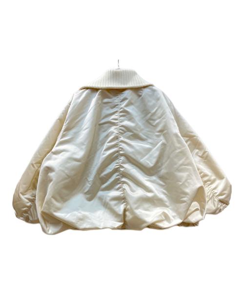 emmi atelier（エミアトリエ）emmi atelier (エミアトリエ) 撥水リブカラーバルーンデザインブルゾン アイボリー サイズ:1の古着・服飾アイテム