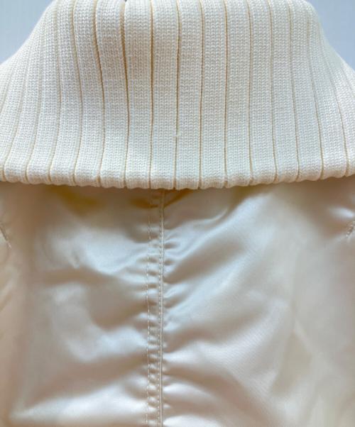 emmi atelier（エミアトリエ）emmi atelier (エミアトリエ) 撥水リブカラーバルーンデザインブルゾン アイボリー サイズ:1の古着・服飾アイテム