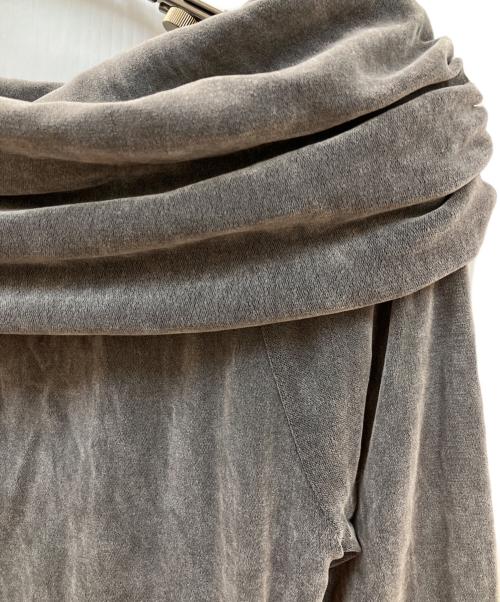 FRAY ID（フレイ アイディー）FRAY ID (フレイ アイディー) オフショルフロッキーチュールトップス グレー サイズ:ONE SIZEの古着・服飾アイテム