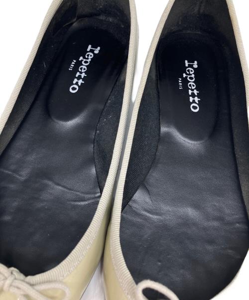 repetto（レペット）Repetto (レペット) フラットパンプス ベージュ サイズ:38の古着・服飾アイテム