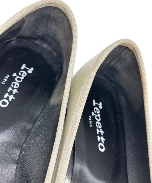 repetto（レペット）Repetto (レペット) フラットパンプス ベージュ サイズ:38の古着・服飾アイテム