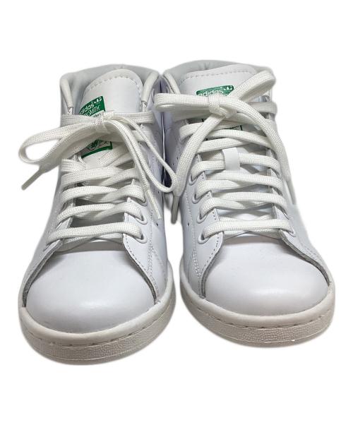 adidas（アディダス）adidas (アディダス) スニーカー ホワイト サイズ:24cmの古着・服飾アイテム