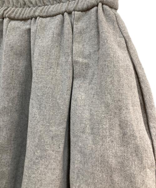 Midi-Umi（ミディウミ）Midi-Umi (ミディウミ) バルーンスカート グレー サイズ:不明の古着・服飾アイテム
