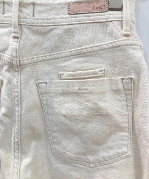 YANUK（ヤヌーク）YANUK (ヤヌーク) LEA デニムパンツ アイボリー サイズ:24の古着・服飾アイテム
