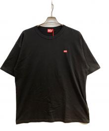 DIESEL（ディーゼル）の古着「T BOXT スモールロゴTシャツ」｜ブラック