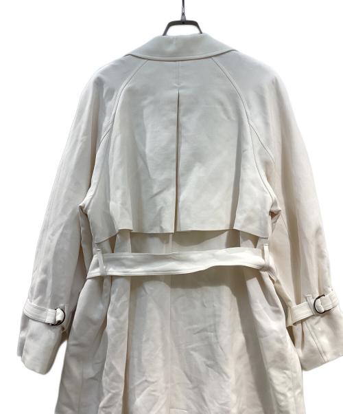 icB（アイシービー）icB (アイシービー) Couth トレンチコート ホワイト サイズ:36 未使用品の古着・服飾アイテム