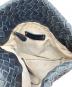 中古・古着 BOTTEGA VENETA (ボッテガベネタ) イントレチャートショルダーバッグ ブラック：30000円