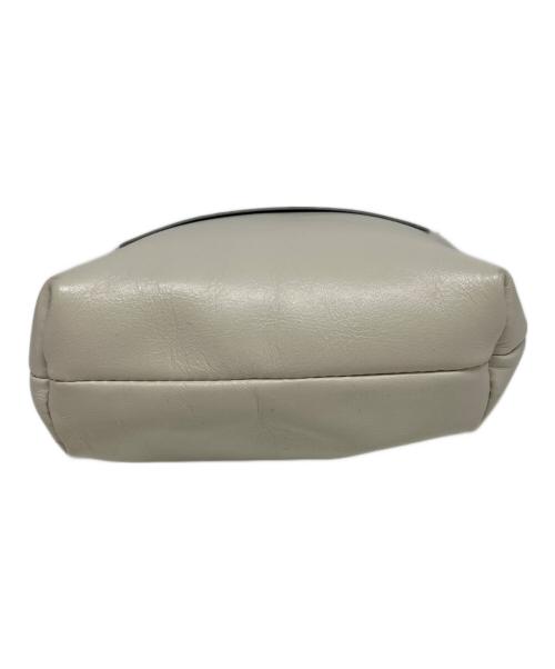 beautiful people（ビューティフルピープル）beautiful people (ビューティフルピープル) mini clasp pouch ホワイトの古着・服飾アイテム