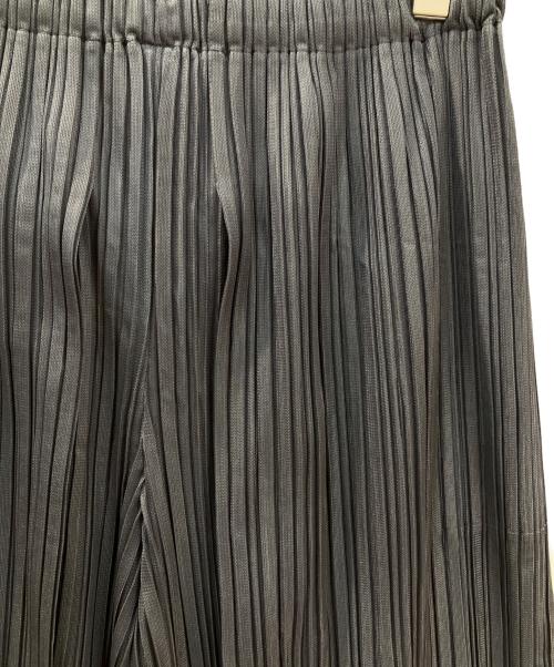 PLEATS PLEASE（プリーツプリーズ）PLEATS PLEASE (プリーツプリーズ) プリーツパンツ グレー サイズ:2の古着・服飾アイテム