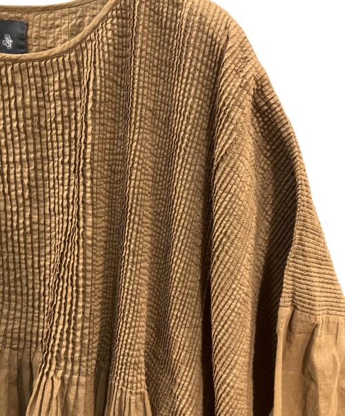 maison de soil（メゾンドソイル）maison de soil (メゾンドソイル) ピンタックチュニックブラウス ブラウン サイズ:1の古着・服飾アイテム