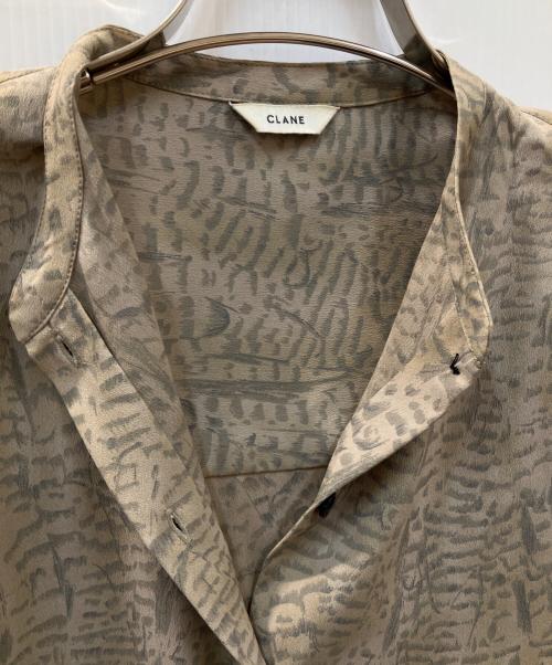 CLANE（クラネ）CLANE (クラネ) シャツ ベージュ サイズ:2の古着・服飾アイテム