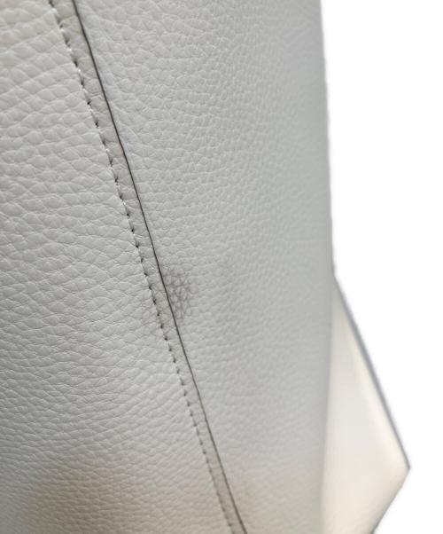 COACH（コーチ）COACH (コーチ) バッグ アイボリーの古着・服飾アイテム