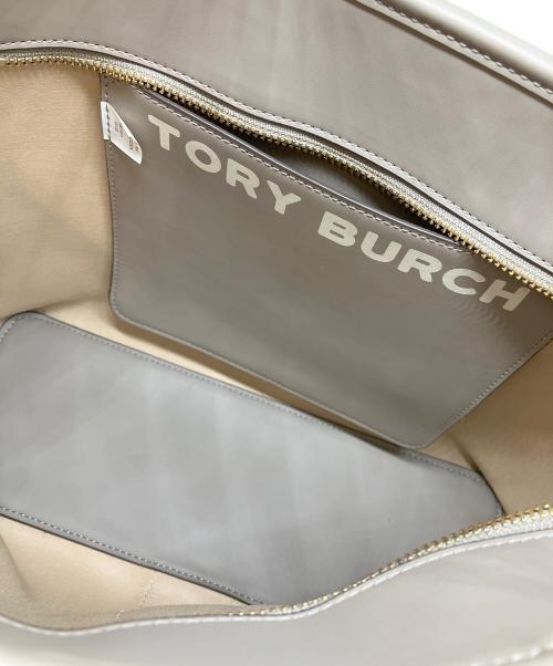 TORY BURCH（トリーバーチ）TORY BURCH (トリーバーチ) チェーンプリント トートバッグ グレーの古着・服飾アイテム