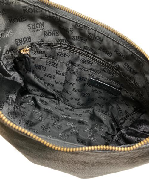 MICHAEL KORS（マイケル・コース）MICHAEL KORS (マイケル・コース) バッグ ブラックの古着・服飾アイテム