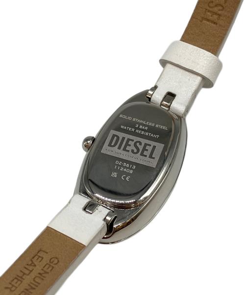 DIESEL（ディーゼル）DIESEL (ディーゼル) リストウォッチ ホワイトの古着・服飾アイテム
