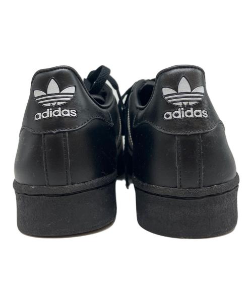 adidas（アディダス）adidas (アディダス) スニーカー ブラック サイズ:25.5cmの古着・服飾アイテム