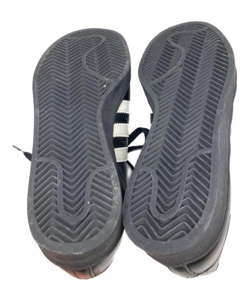 adidas（アディダス）adidas (アディダス) スニーカー ブラック サイズ:25.5cmの古着・服飾アイテム