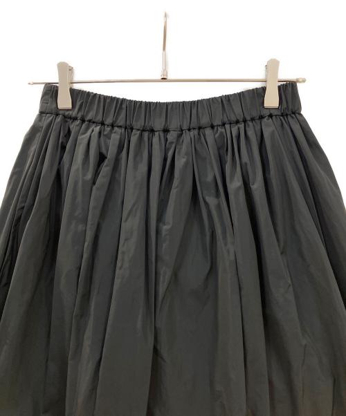 UNITED ARROWS TOKYO（ユナイテッドアローズトウキョウ）UNITED ARROWS TOKYO (ユナイテッドアローズトウキョウ) タフタ ボリュームギャザー スカート ブラック サイズ:38の古着・服飾アイテム