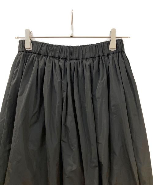 UNITED ARROWS TOKYO（ユナイテッドアローズトウキョウ）UNITED ARROWS TOKYO (ユナイテッドアローズトウキョウ) タフタ ボリュームギャザー スカート ブラック サイズ:38の古着・服飾アイテム