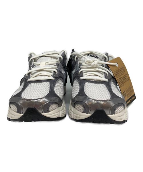 NIKE（ナイキ）NIKE (ナイキ) ローカットスニーカー グレー×ホワイト サイズ:27.5cmの古着・服飾アイテム
