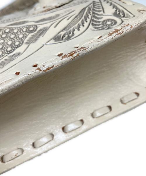 Carving Tribes（カービングトライブス）CARVING TRIBES (カービングトライブス) 2WAYバッグ ホワイトの古着・服飾アイテム