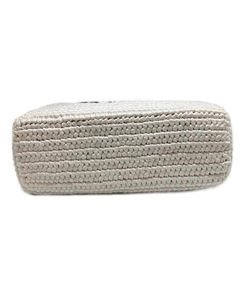 CDL TOKYO（シー・ディー・エル）CDL TOKYO (シー・ディー・エル) Hand Stitched Mini Basket ハンドバッグ ホワイトの古着・服飾アイテム