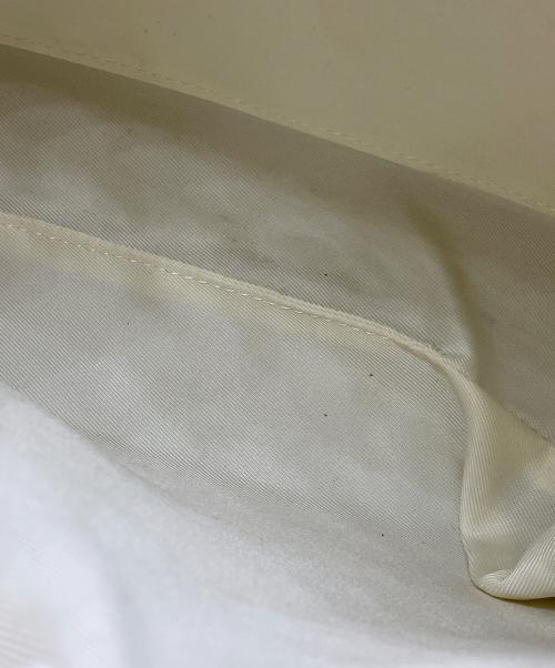 CDL TOKYO（シー・ディー・エル）CDL TOKYO (シー・ディー・エル) Hand Stitched Mini Basket ハンドバッグ ホワイトの古着・服飾アイテム