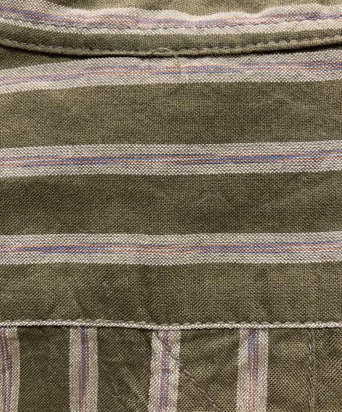 ISSEY MIYAKE the shirts（イッセイミヤケザシャツ）ISSEY MIYAKE the shirts (イッセイミヤケザシャツ) バンドカラーストライプシャツ ブラウン サイズ:Ｍの古着・服飾アイテム