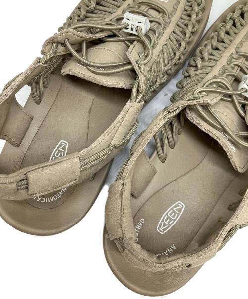 KEEN（キーン）KEEN (キーン) ユニーク サンダル ベージュ サイズ:27.5cmの古着・服飾アイテム