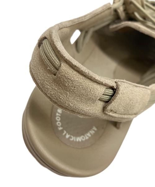 KEEN（キーン）KEEN (キーン) ユニーク サンダル ベージュ サイズ:27.5cmの古着・服飾アイテム