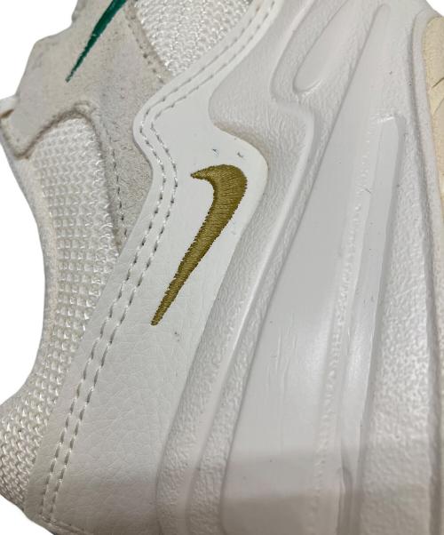 NIKE（ナイキ）NIKE (ナイキ) スニーカー アイボリー サイズ:23.5cmの古着・服飾アイテム