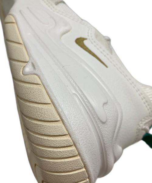 NIKE（ナイキ）NIKE (ナイキ) スニーカー アイボリー サイズ:23.5cmの古着・服飾アイテム