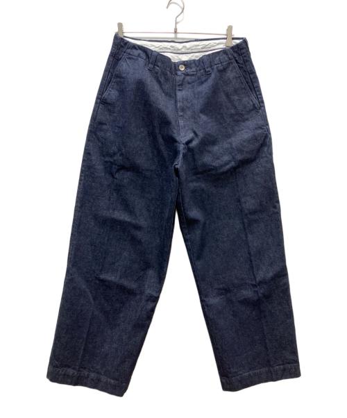UNIVERSAL PRODUCTS.（ユニバーサルプロダクツ）UNIVERSAL PRODUCTS. (ユニバーサルプロダクツ) NO TUCK WIDE DENIM TROUSERS インディゴ サイズ:SIZE　3の古着・服飾アイテム