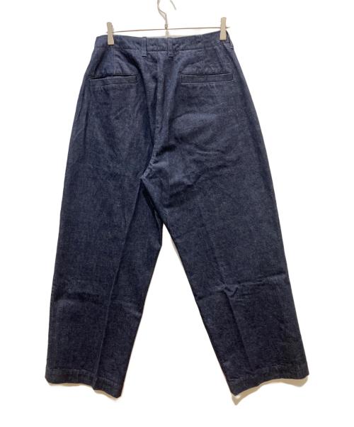 UNIVERSAL PRODUCTS.（ユニバーサルプロダクツ）UNIVERSAL PRODUCTS. (ユニバーサルプロダクツ) NO TUCK WIDE DENIM TROUSERS インディゴ サイズ:SIZE　3の古着・服飾アイテム
