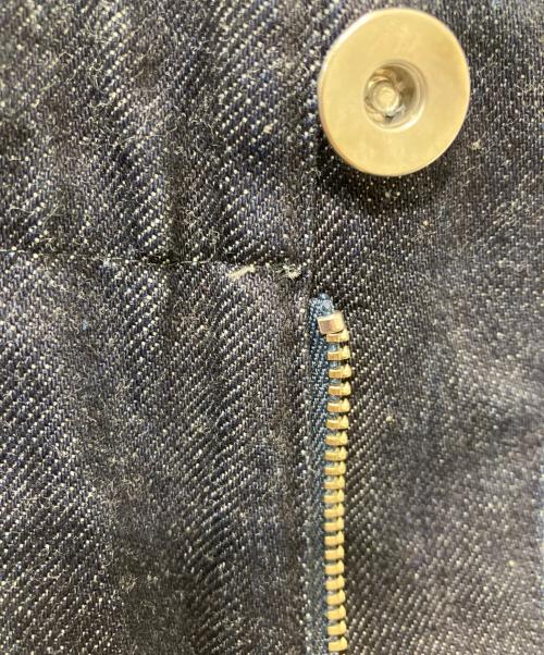 UNIVERSAL PRODUCTS.（ユニバーサルプロダクツ）UNIVERSAL PRODUCTS. (ユニバーサルプロダクツ) NO TUCK WIDE DENIM TROUSERS インディゴ サイズ:SIZE　3の古着・服飾アイテム