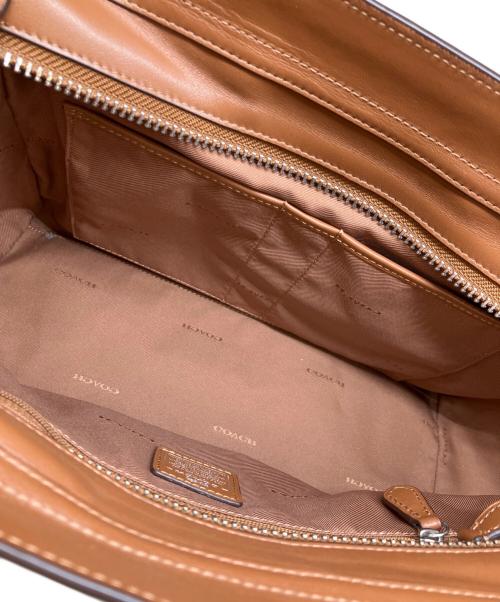COACH（コーチ）COACH (コーチ) バッグ ブラウンの古着・服飾アイテム