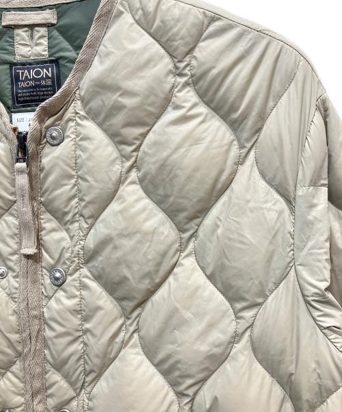TAION（タイオン）TAION (タイオン) M65 ライナーWジップ ダウンジャケット ベージュ サイズ:Sの古着・服飾アイテム