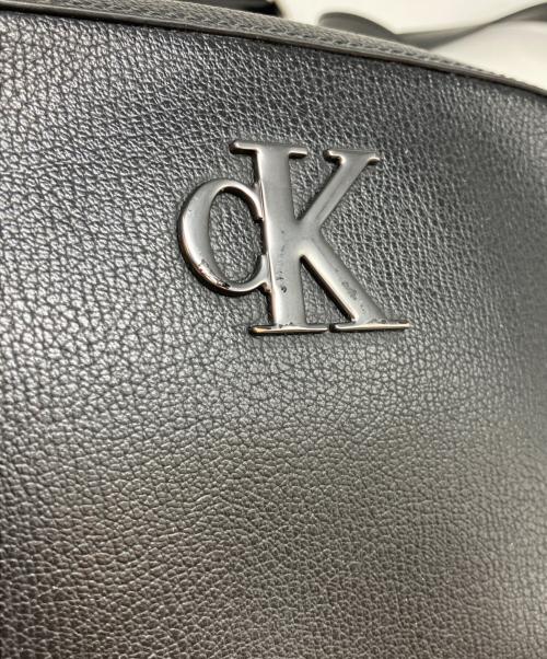 Calvin Klein（カルバンクライン）Calvin Klein (カルバンクライン) ショルダーバッグ ブラックの古着・服飾アイテム