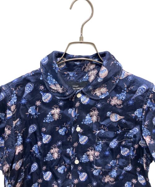 tricot COMME des GARCONS（トリココムデギャルソン）tricot COMME des GARCONS (トリココムデギャルソン) グレーププリントシャツ ネイビー サイズ:Sの古着・服飾アイテム