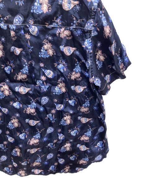 tricot COMME des GARCONS（トリココムデギャルソン）tricot COMME des GARCONS (トリココムデギャルソン) グレーププリントシャツ ネイビー サイズ:Sの古着・服飾アイテム