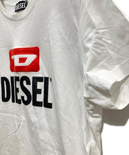 DIESEL（ディーゼル）DIESEL (ディーゼル) ロゴTシャツ ホワイト サイズ:Mの古着・服飾アイテム