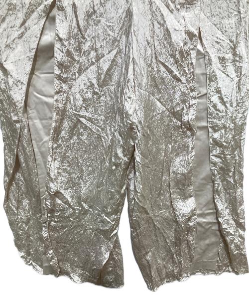 GIORGIO ARMANI（ジョルジオアルマーニ）GIORGIO ARMANI (ジョルジオアルマーニ) パンツ ベージュ サイズ:40の古着・服飾アイテム