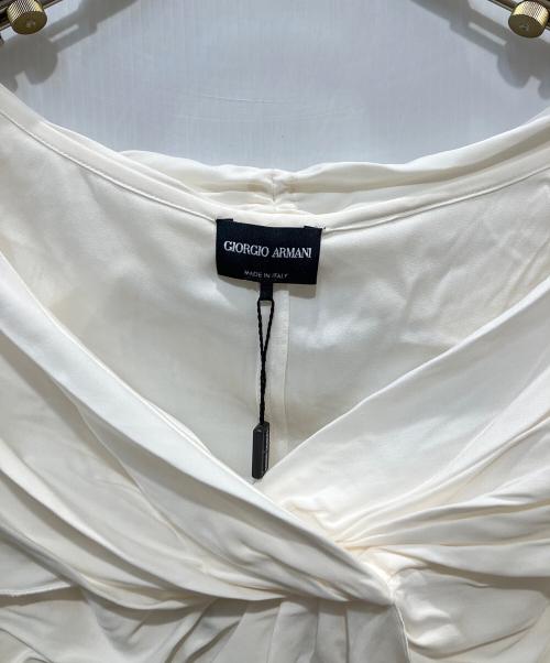 GIORGIO ARMANI（ジョルジオアルマーニ）GIORGIO ARMANI (ジョルジオアルマーニ) 長袖ブラウス アイボリー サイズ:36 未使用品の古着・服飾アイテム