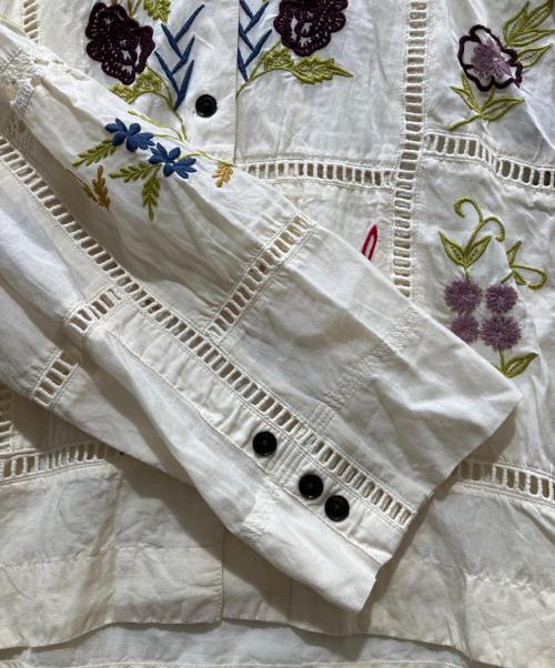 TODAYFUL（トゥデイフル）TODAYFUL (トゥデイフル) Embroidery Patchwork Shirts アイボリー サイズ:FREEの古着・服飾アイテム