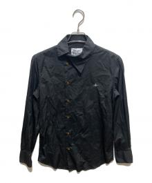 Vivienne Westwood（ヴィヴィアンウエストウッド）の古着「ワンポイントORBオジークラークシャツ」｜ブラック