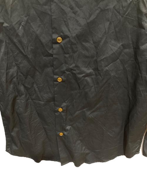 Vivienne Westwood（ヴィヴィアンウエストウッド）Vivienne Westwood (ヴィヴィアンウエストウッド) ワンポイントORBオジークラークシャツ ブラック サイズ:44の古着・服飾アイテム