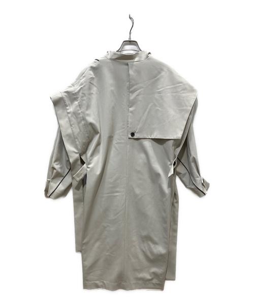 UNITED TOKYO（ユナイテッドトーキョー）UNITED TOKYO (ユナイテッドトーキョー) 2wayケープコート ベージュ サイズ:FREEの古着・服飾アイテム