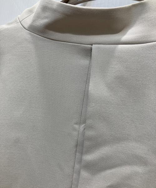 UNITED TOKYO（ユナイテッドトーキョー）UNITED TOKYO (ユナイテッドトーキョー) 2wayケープコート ベージュ サイズ:FREEの古着・服飾アイテム