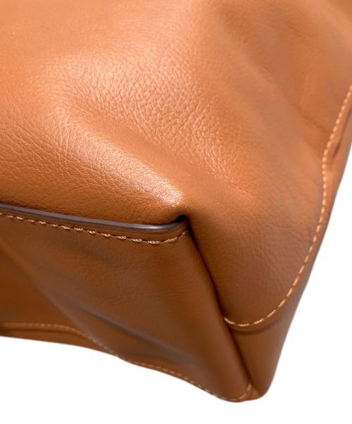 COACH（コーチ）COACH (コーチ) ハドソン ナチュラル スムース レザー トート ブラウンの古着・服飾アイテム