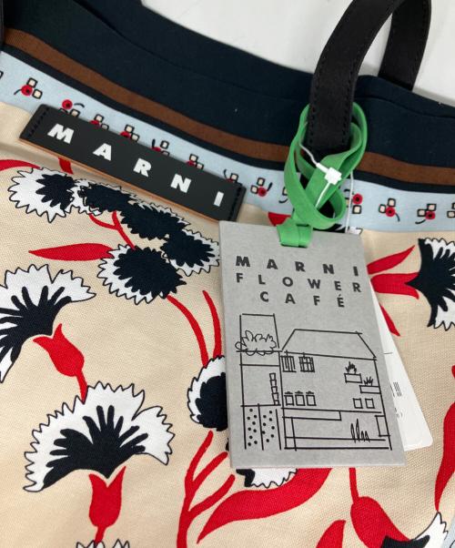 MARNI（マルニ）MARNI (マルニ) マルニマーケット バンダナ トートバッグ ベージュ×ブラック 未使用品の古着・服飾アイテム